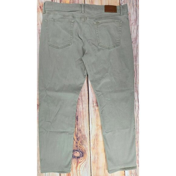Lucky Brand 121 Slim Straight Mens Khaki Pants 38x30 - Picture 2 of 9